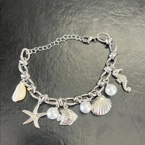 Amazon Silver Charm Bracelet with White Pearl and Shell Accents - Picture 1 of 1